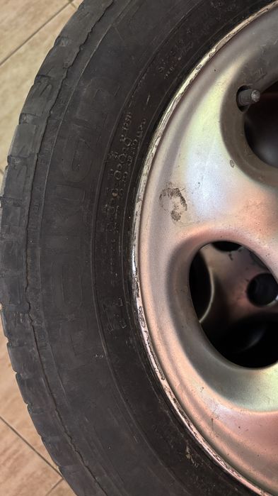 Джанти 14 цола за Пежо + летни/зимни гуми