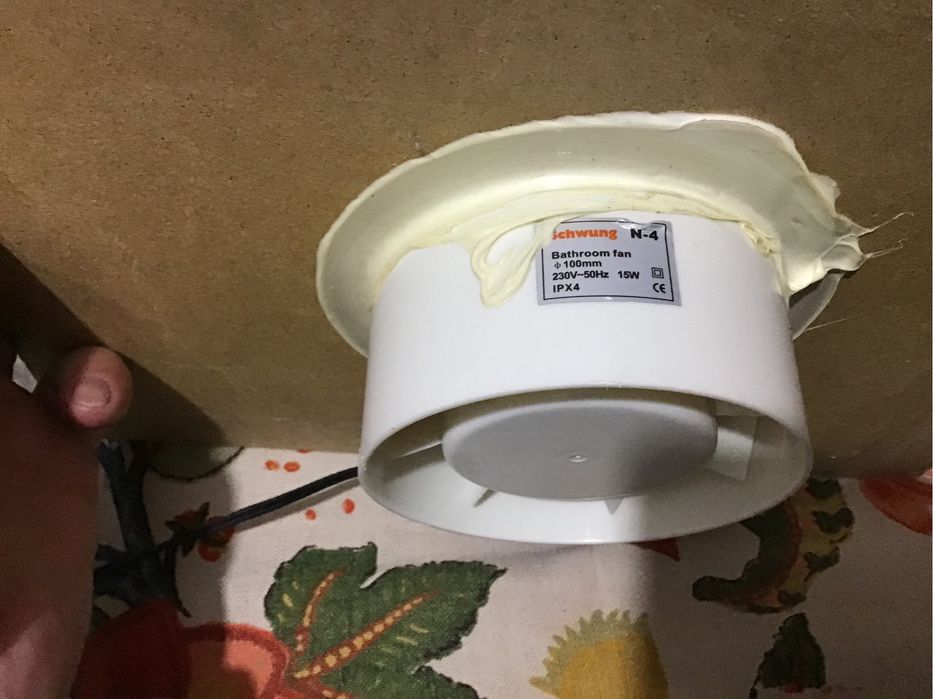 Ventilator bucatarie sau baie