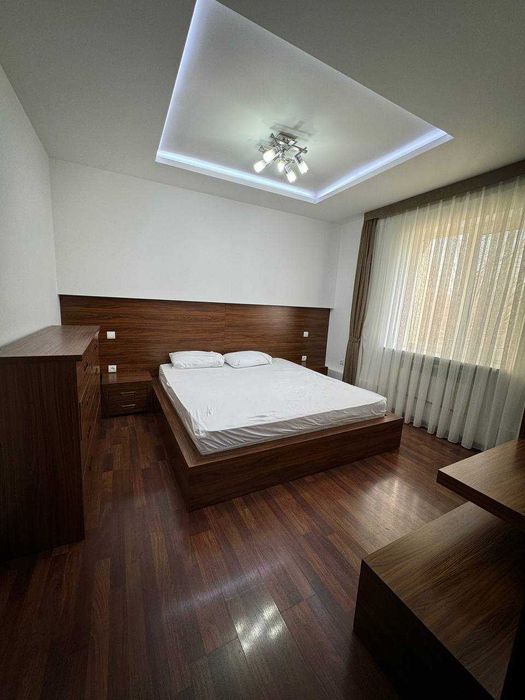 Садыка Азимова 3/3/5
ор-р посольство Японии