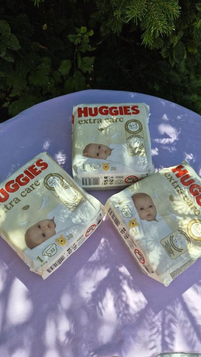 Set 3 scutece Huggies Extra Care nr.1