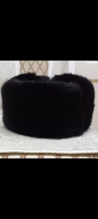 Продам Шапку мужскую новая 55 р 5000 т