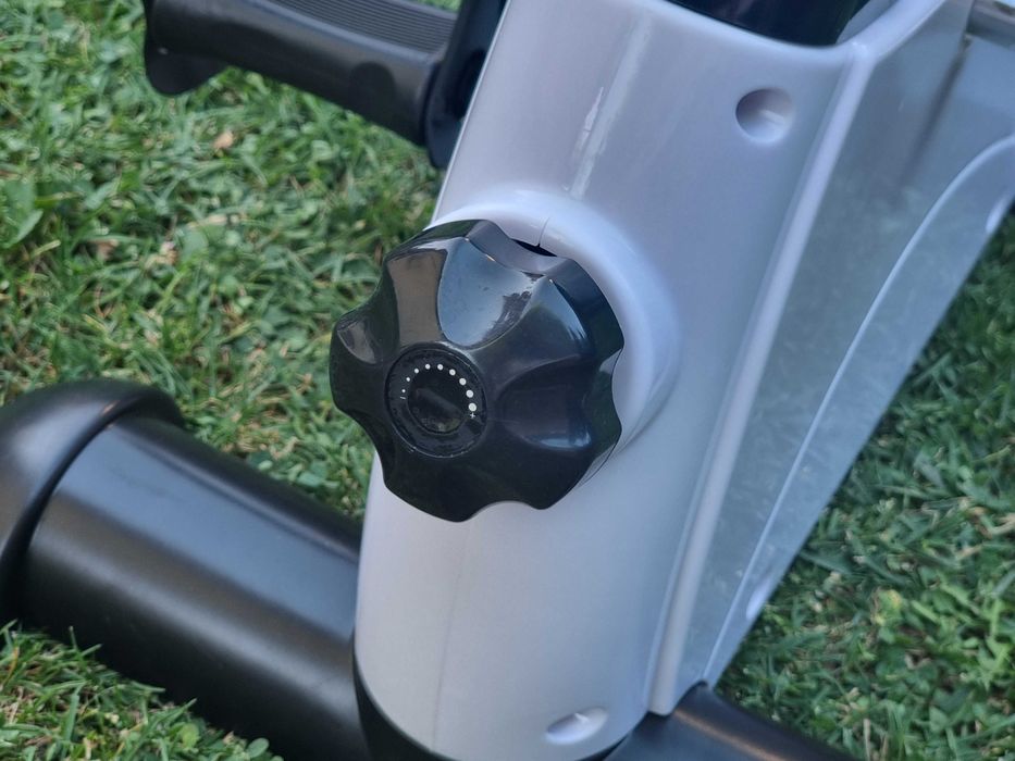 Pedalier recuperare, minibicicleta intretinere cu ecran