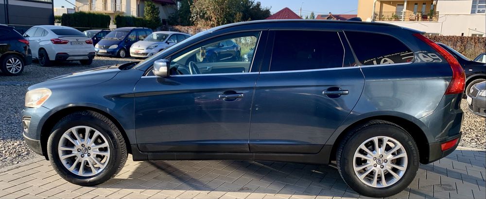 Volvo XC 60 2.4 4x4 automat