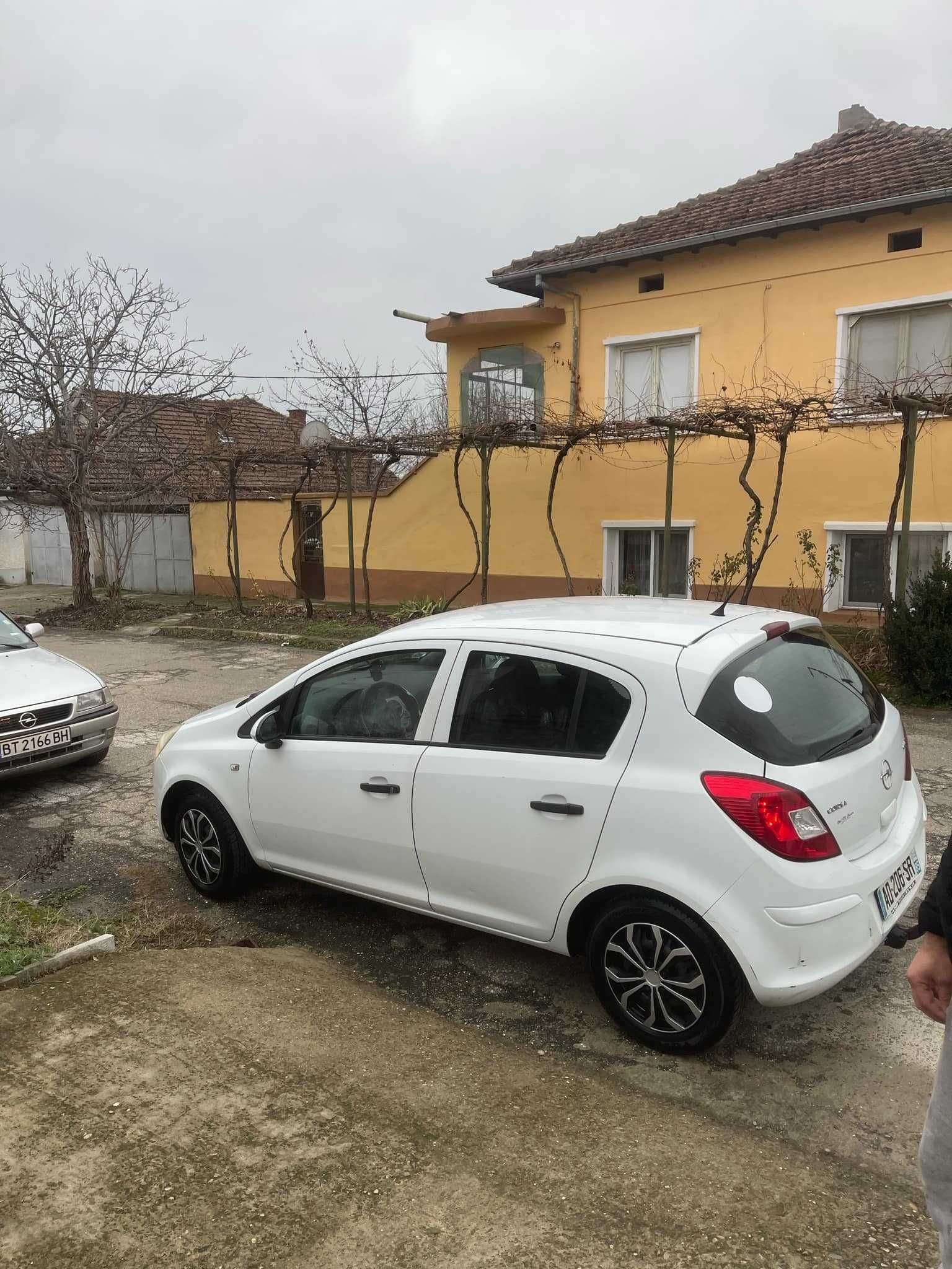 Opel corsa 1.3 дизел промо до 28