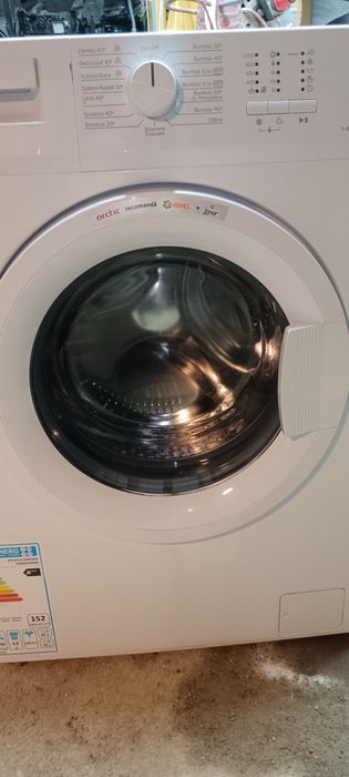 Mașină de spălat rufe Arctic 6kg A+++Oferta de Sf Andrei..