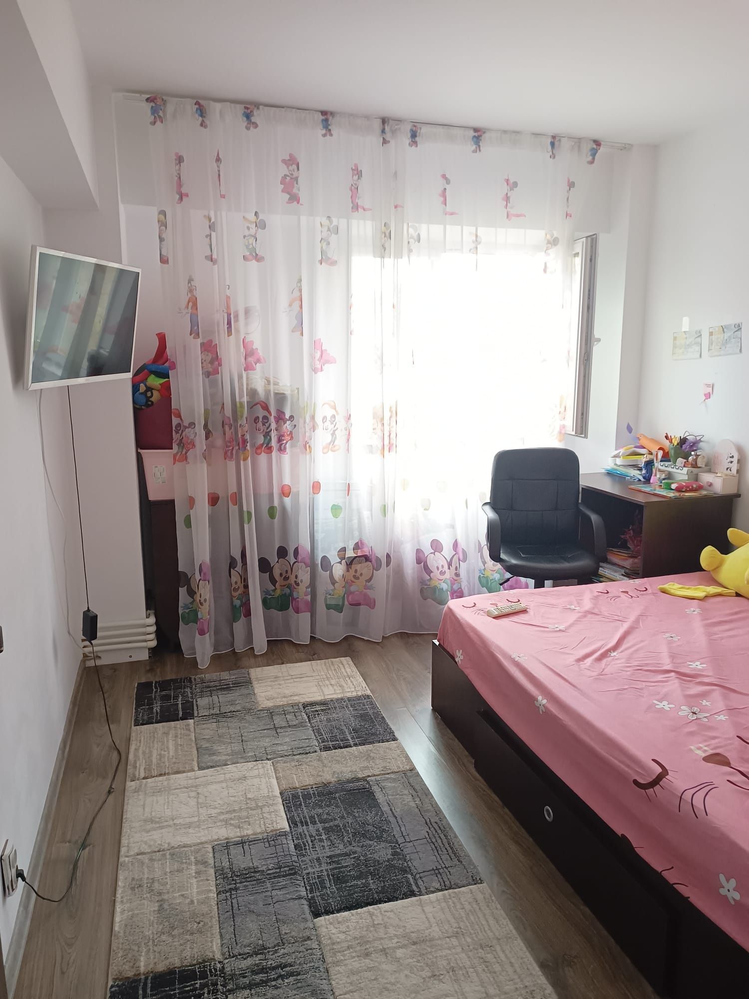 Vând apartament 2 camere 65.000€ negociabil zonă ultra centrală