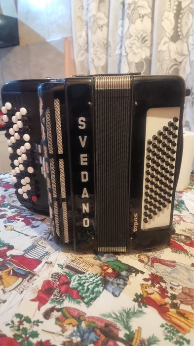 armonica am 2 aduse din danemarca