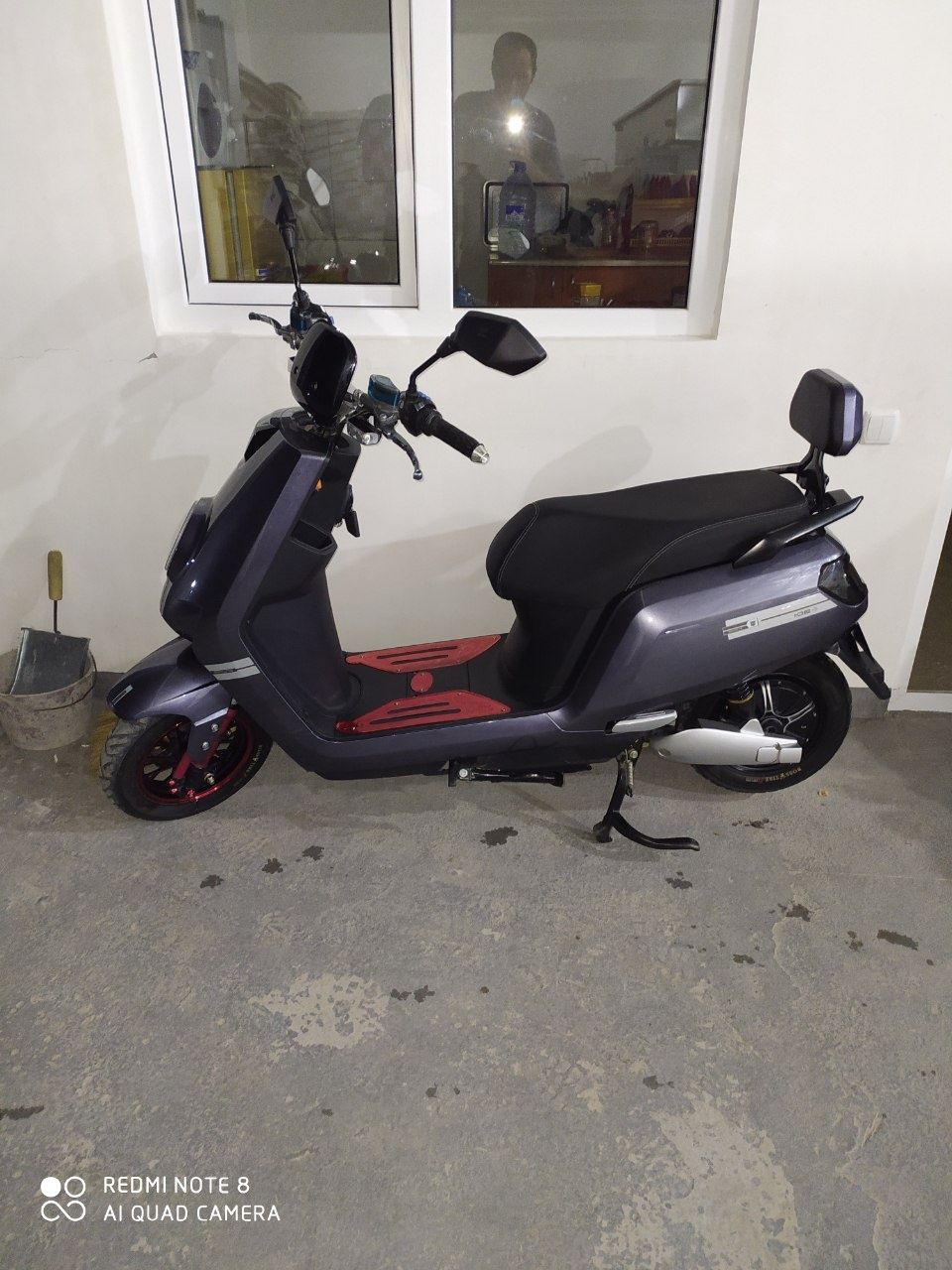 Elektromoped sotiladi