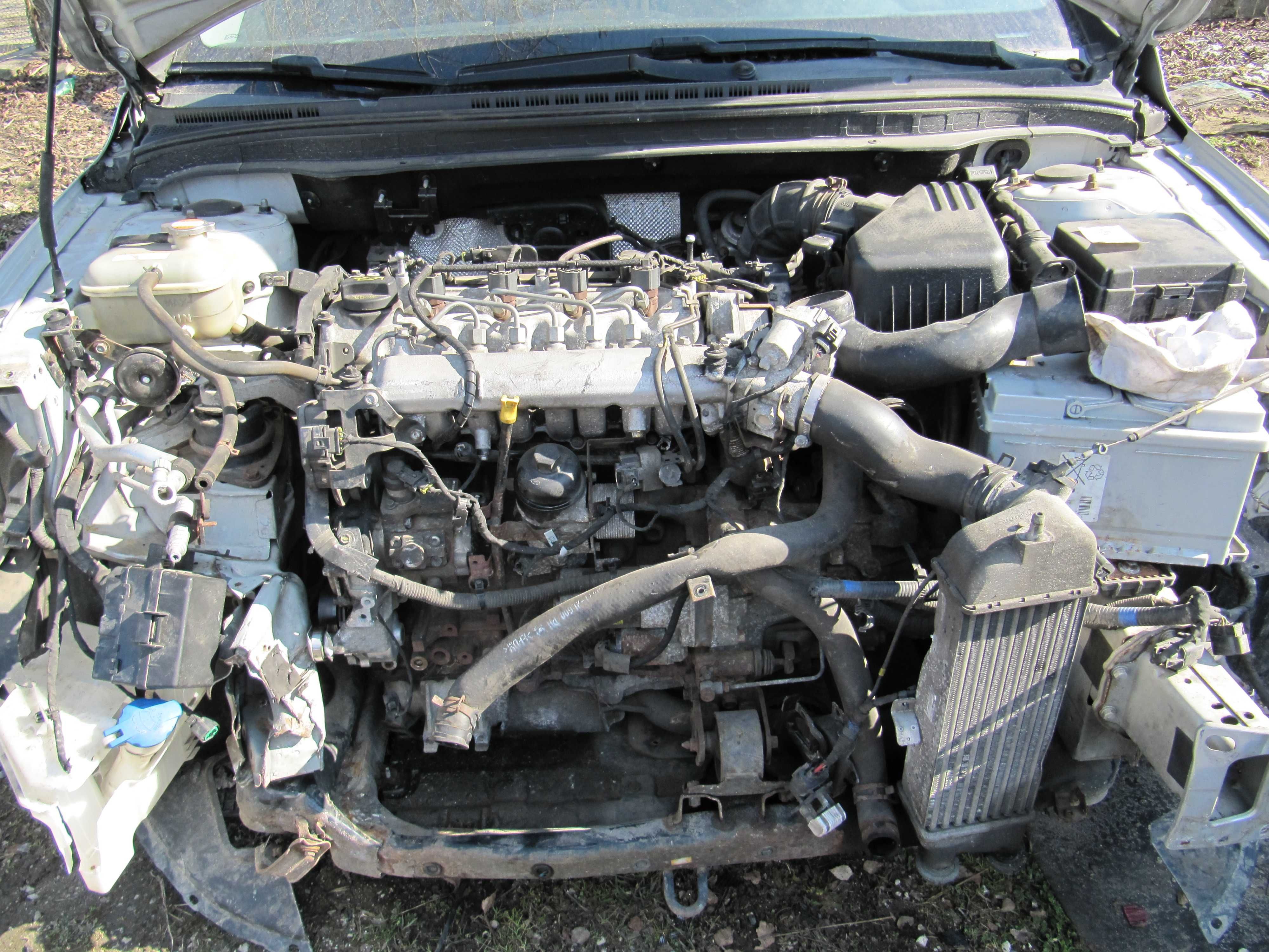 Hyundai I30 1.6crdi, 90k.c./Хюндай и30/ катастрофирал на части.