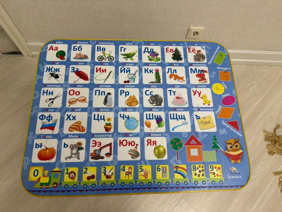 Столик детский отличного качества