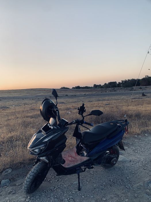Мопел Maxi 150cc