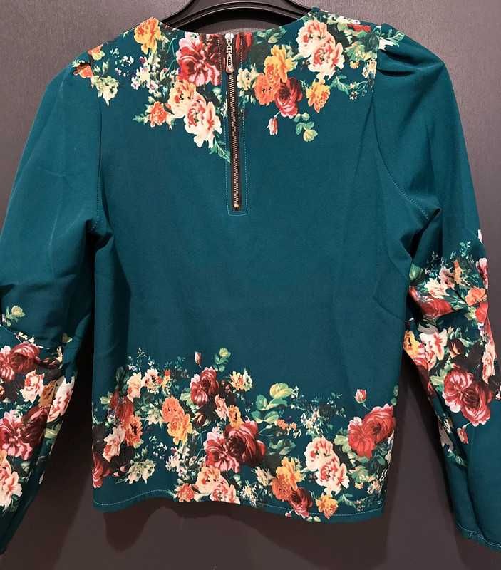 Bluza turcoaz cu maneca lunga imprimeu floral