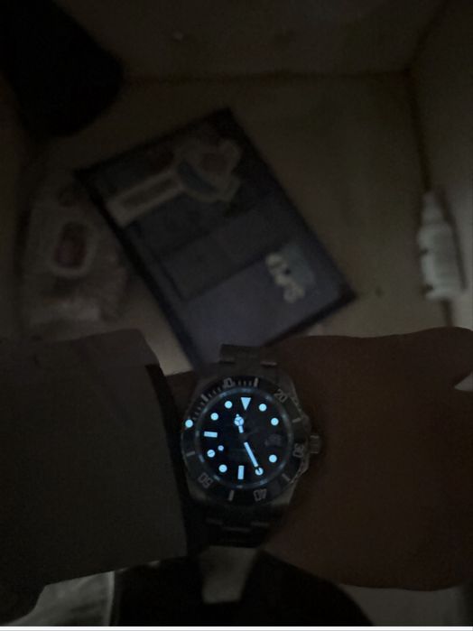 Продаю часы Rolex submariner механический