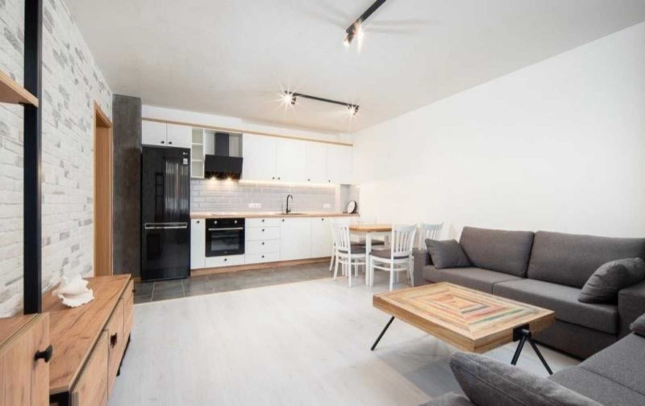 Продава се Тристаен апартамент в София, Мусагеница - 92 кв.м за 1935 €/кв.м - Снимка #3