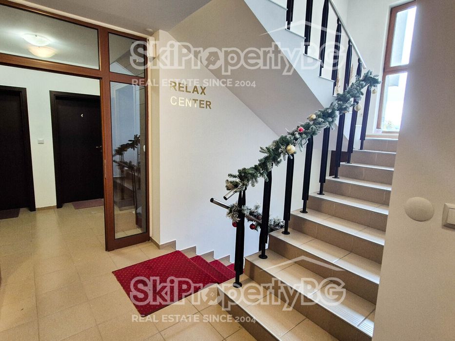 Двустаен апартамент с камина, с паркомясто и без такса поддръжка!