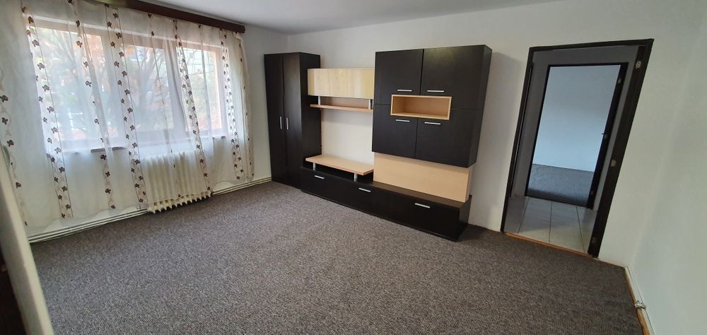 Apartament de inchiriat