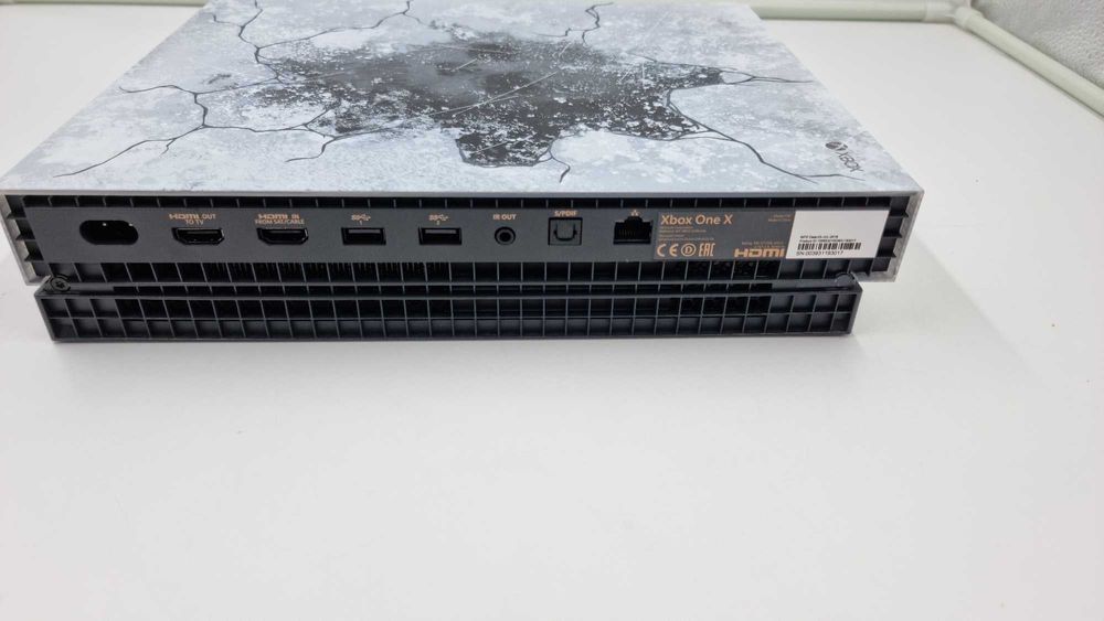 Consola Xbox One X Limited Edition Gear 5 [Amanet Club Caro]