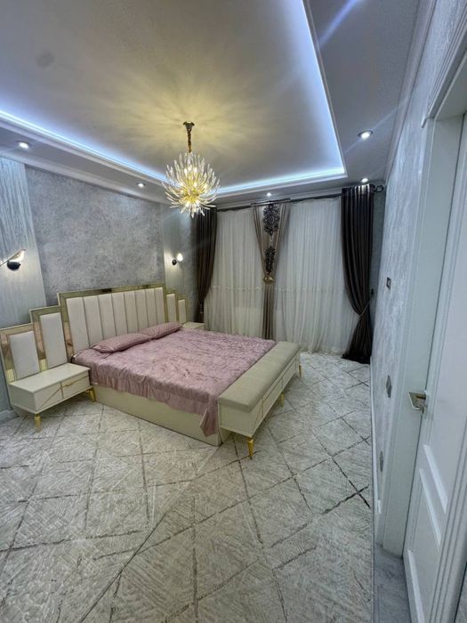 Art housedan 4 xonali dom sotiladi