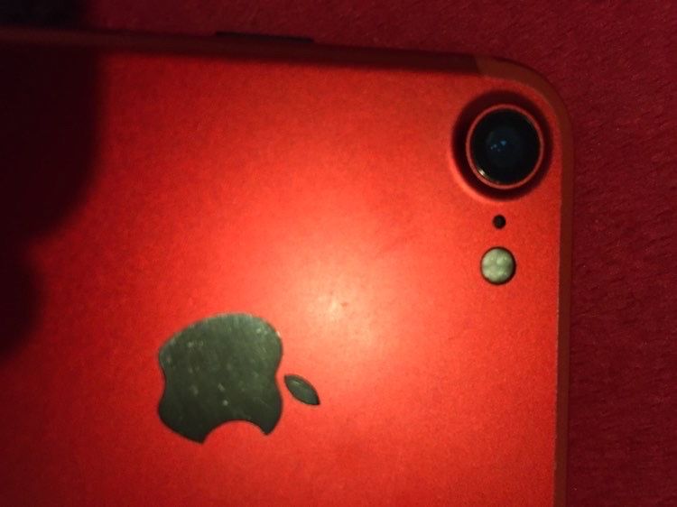 Iphone 8 product red stare buna