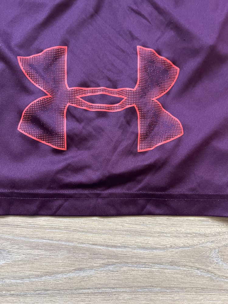 Under Armour : Tech Graphic Short - размер Л / Оригинал