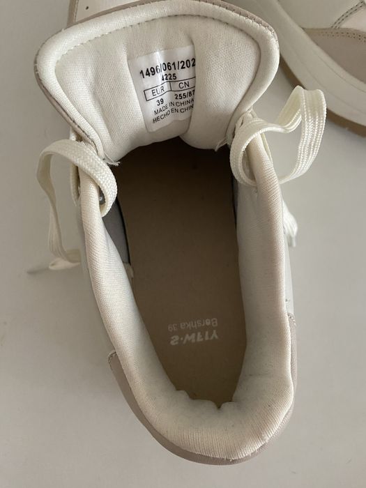 Кецове Bershka