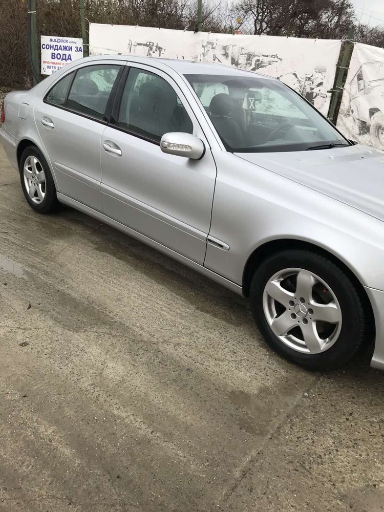 Mercedes benz E270