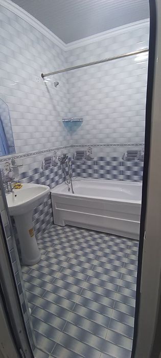 Milliy universititi yonida