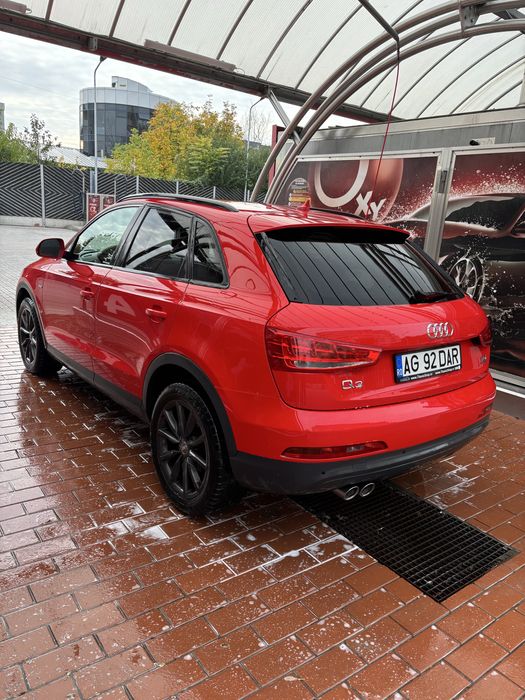 Audi Q3 AUTOMAT 4x4.