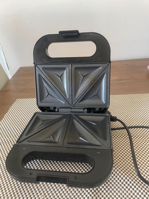 Sandwich maker heinner