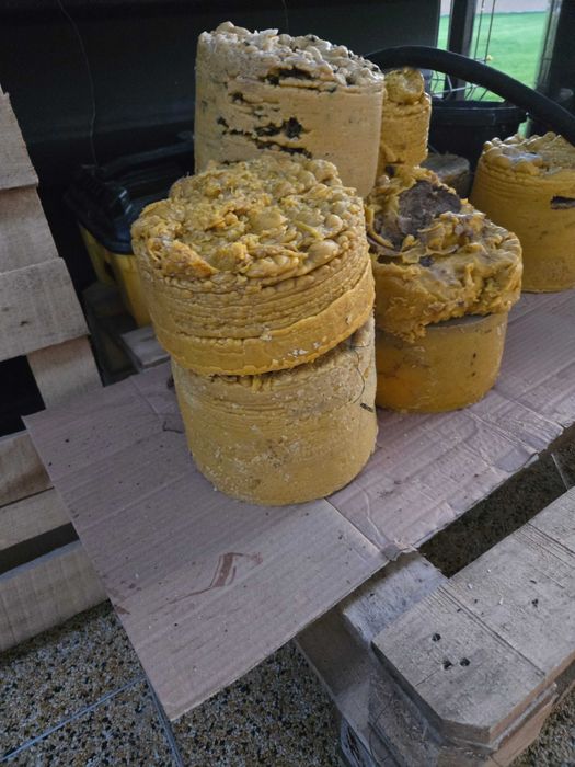 Ceara naturala de albine