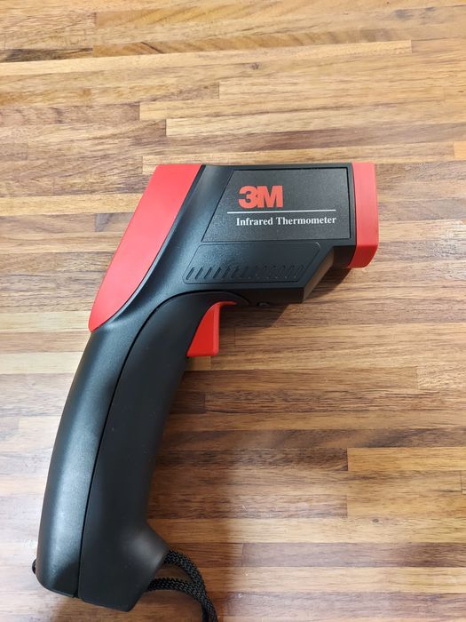 Termometru infrarosu digital 3M