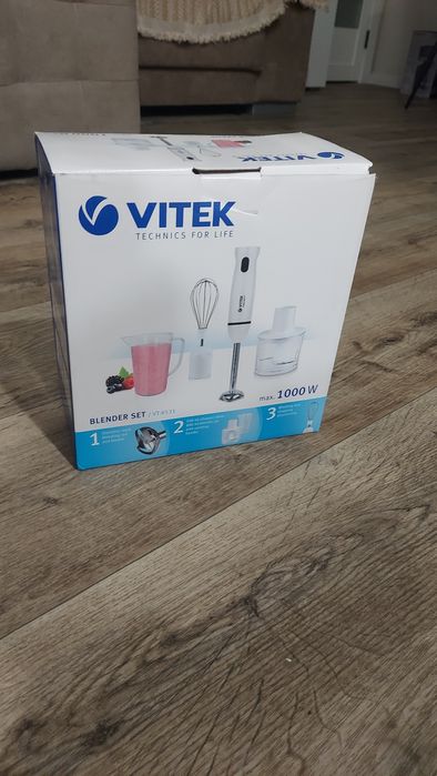 Продам новый Миксер Vitek