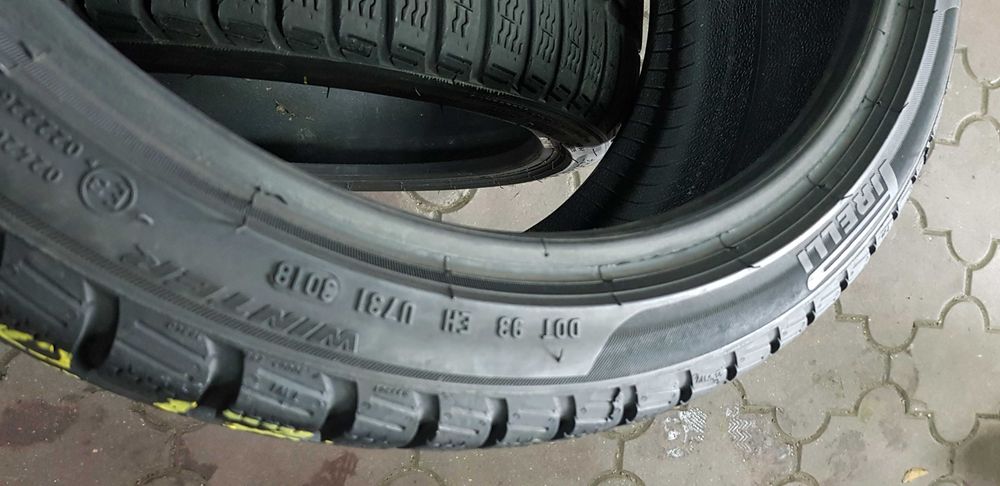 anvelope Pirelli 205/40/17 m&s,iarna