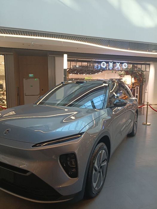 NiO El8 sotuvda tayyor.