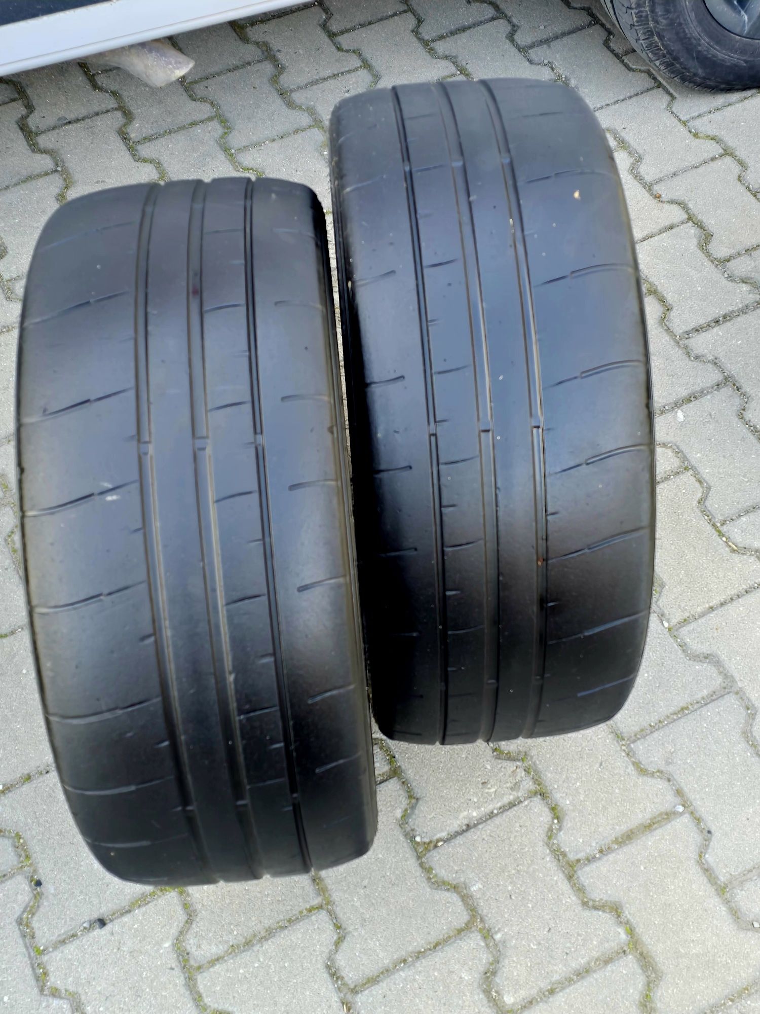 255 40 20 Dunlop сликове