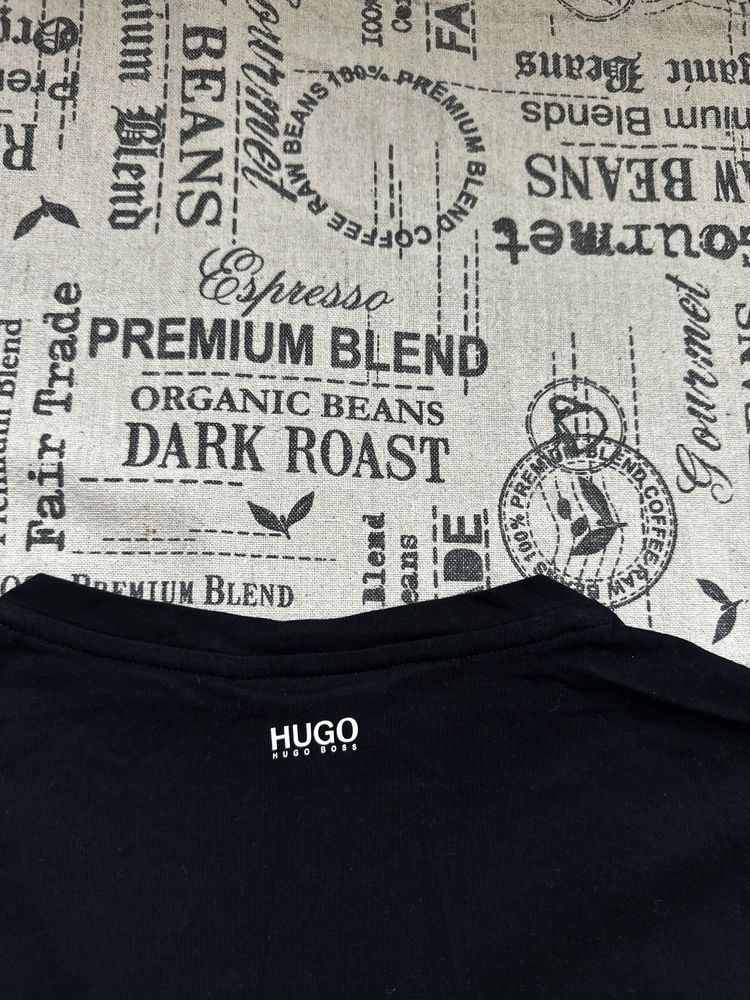 Hugo Boss Red original тениска.L
