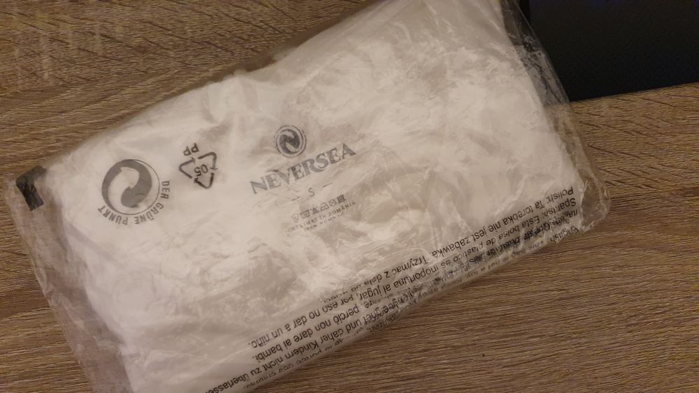 Tricou Damă V-Neck NEVERSEA FESTIVAL, Bumbac 100%, Alb-Gold, Mărime S