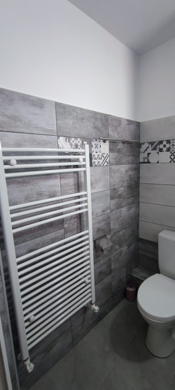 Apartament cu 3 camere decomandate