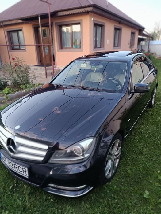 Mercedes C250 4MATIC 2.2 CDI 204 CP Full LED  Automat  2011