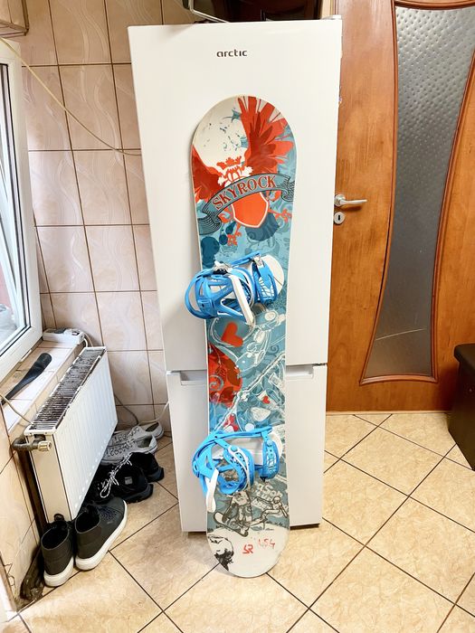 Placa snowboard 154 cm cu legaturi