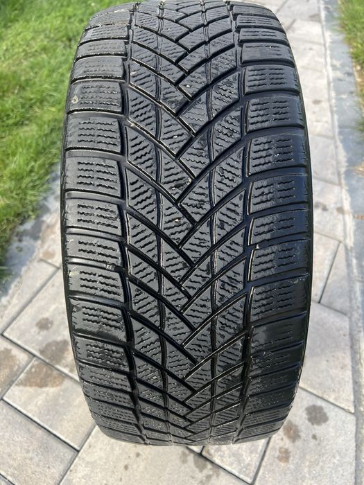 Anvelope iarna 225/45/R17