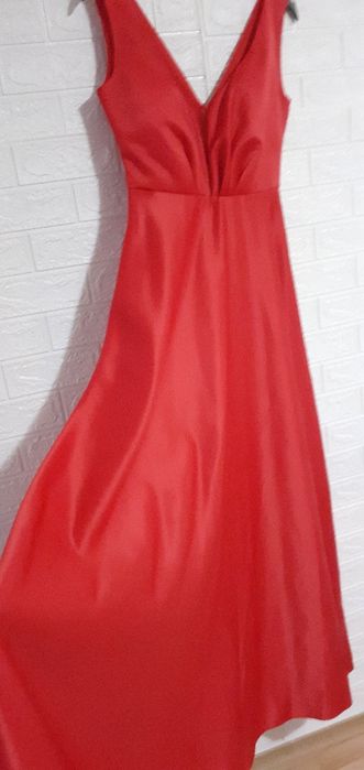 rochie roșie de seara