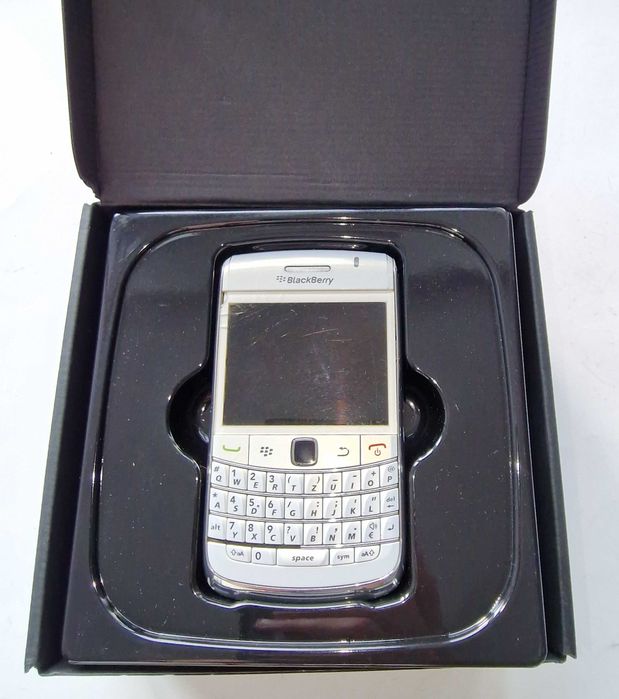 Blackberry Bold 9780 alb ediție limitata