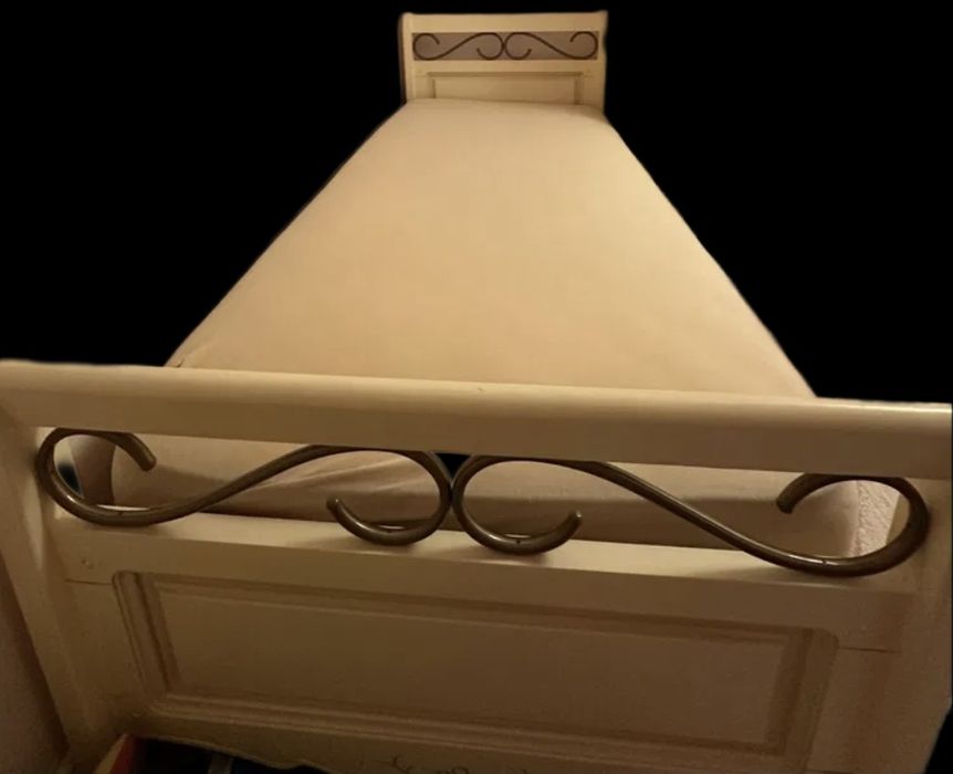 Pat  90 x 200 ,  Vence ( Mobexpert)