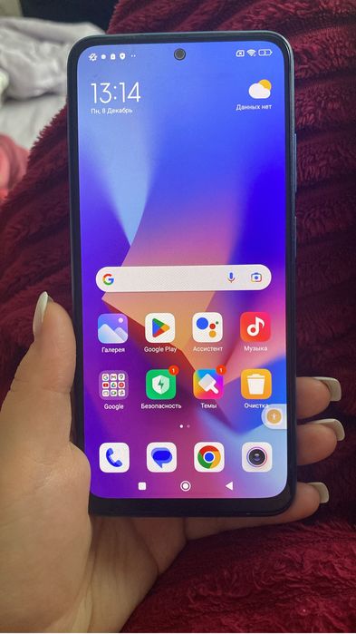 Продам телефон в хорошем состояние