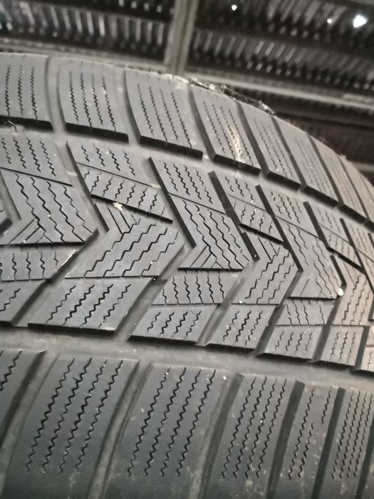 245 45 20 гуми като нови dot 22