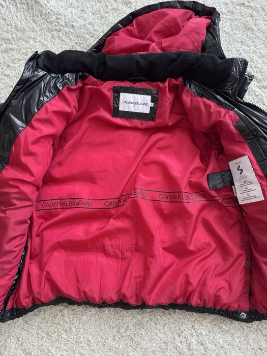 Детско яке Calvin Klein. За момиче!