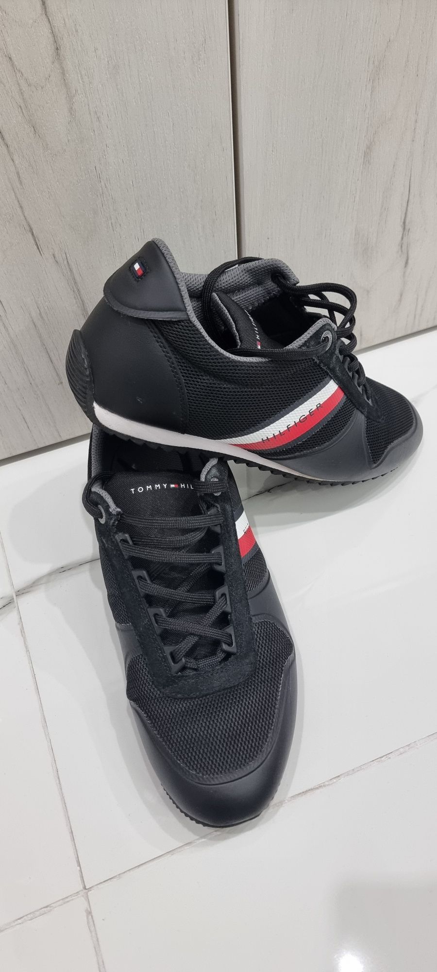 Спортни обувки Tommy Hilfiger 44 номер