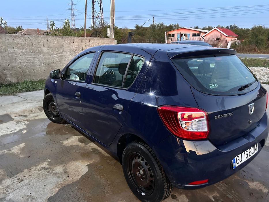 Dacia sandero doi