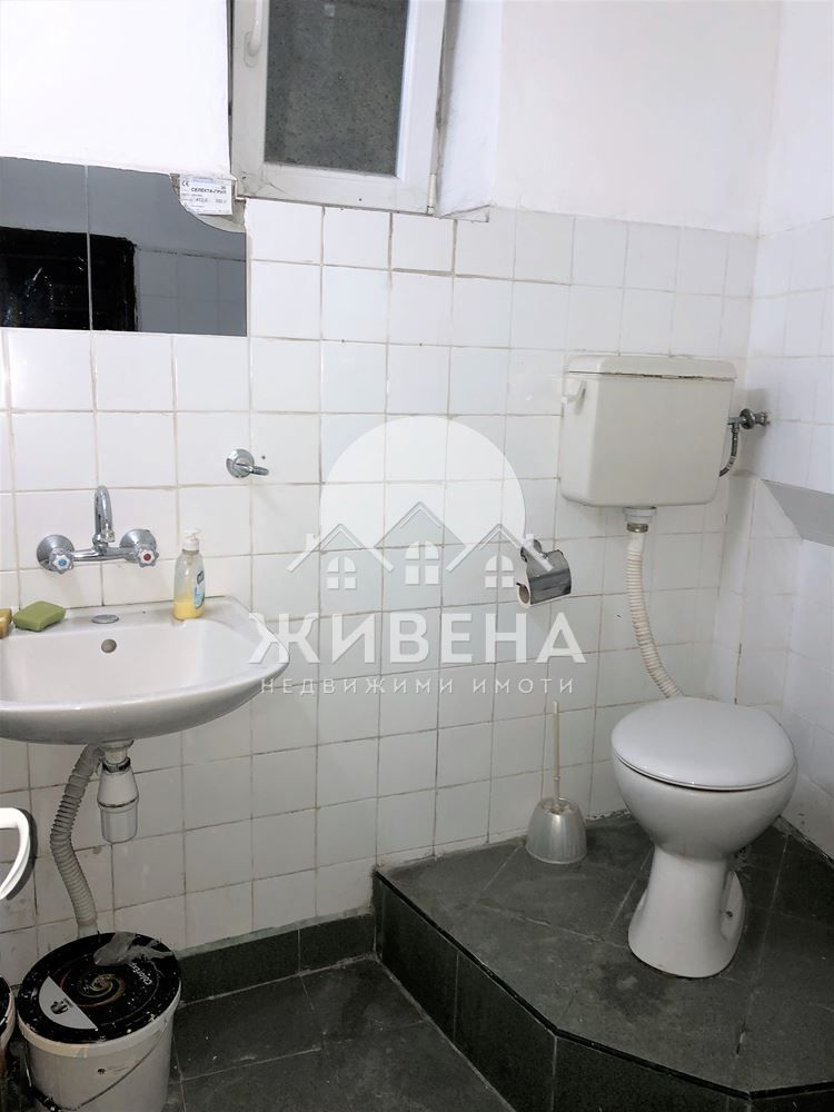 Офис в Идеален център, гр. Варна, до Адвокатска градинка, площ 75 кв.м